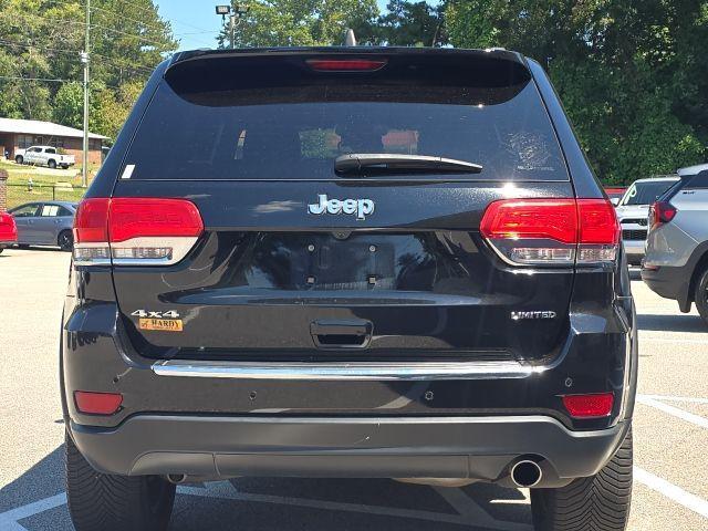 Photo of 2019 Diamond Black Jeep Grand Cherokee