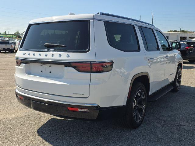 Photo of 2023 Bright White Clearcoat Jeep Wagoneer
