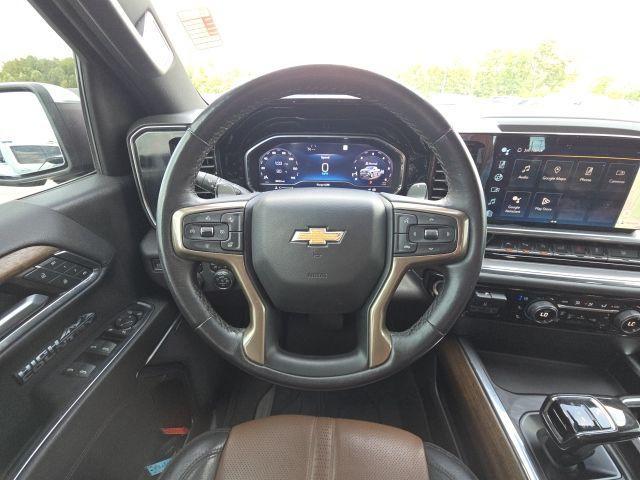 Photo of 2023 Black Chevrolet Silverado 1500