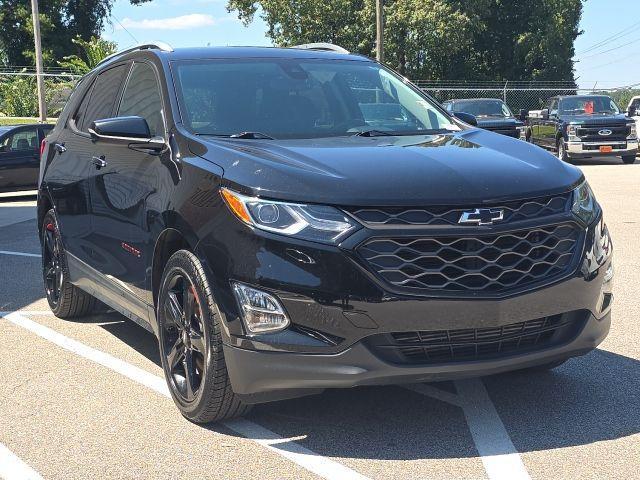 Photo of 2021 Mosaic Black Metallic Chevrolet Equinox