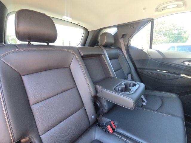 Photo of 2021 Mosaic Black Metallic Chevrolet Equinox