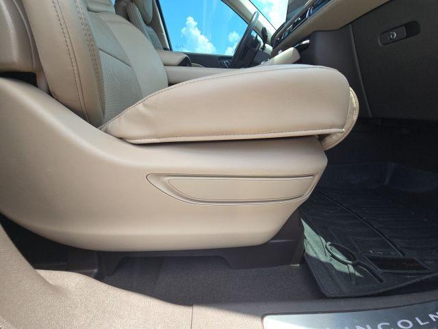 Photo of 2022 Infinite Black Metallic Lincoln Aviator