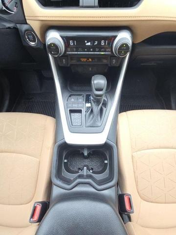 Photo of 2022 White Toyota RAV4