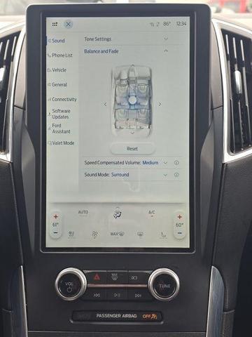 Photo of 2023 Red Metallic Ford Edge