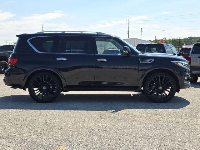 Photo of 2023 Mineral Black INFINITI QX80