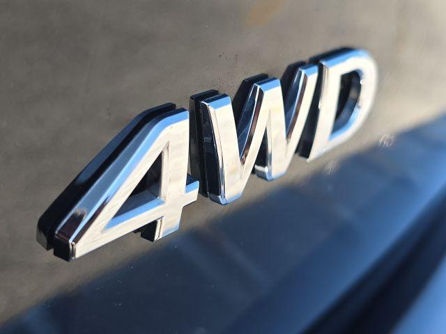 Photo of 2023 Mineral Black INFINITI QX80