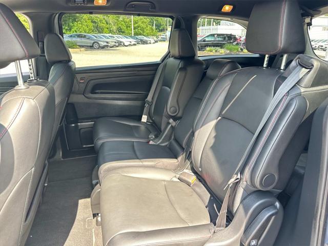 Photo of 2023 Sonic Gray Pearl Honda Odyssey