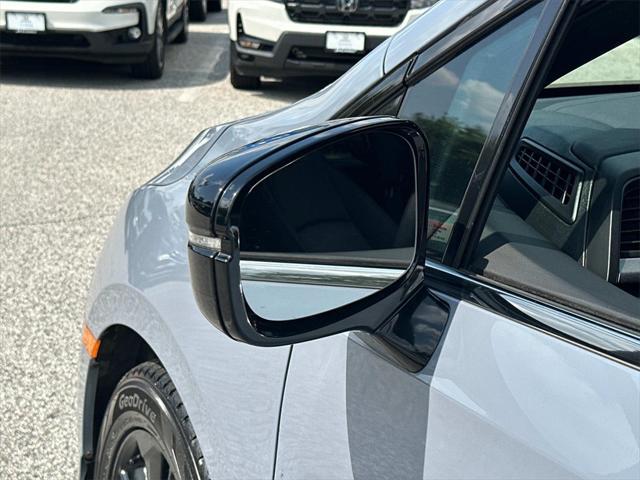 Photo of 2023 Sonic Gray Pearl Honda Odyssey