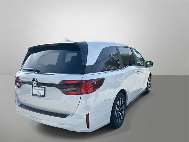 Photo of 2026 Platinum White Pearl Honda Odyssey
