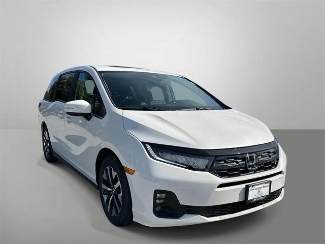 Photo of 2026 Platinum White Pearl Honda Odyssey