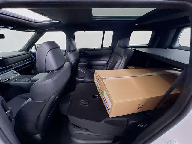 Photo of 2025 Serenity White Hyundai SANTA FE HEV