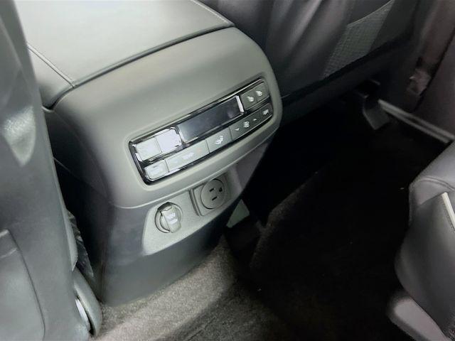 Photo of 2025 Hyper White Hyundai PALISADE