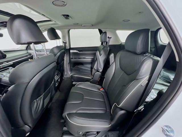 Photo of 2025 Hyper White Hyundai PALISADE