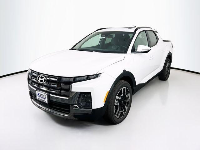 Photo of 2025 Atlas White Hyundai SANTA CRUZ