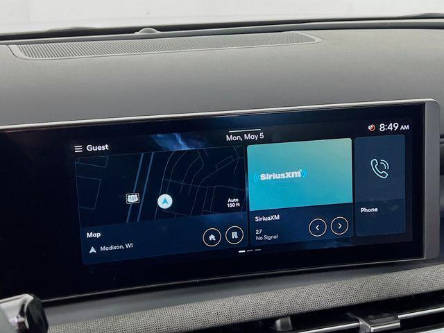Photo of 2025 Atlas White Hyundai SANTA CRUZ