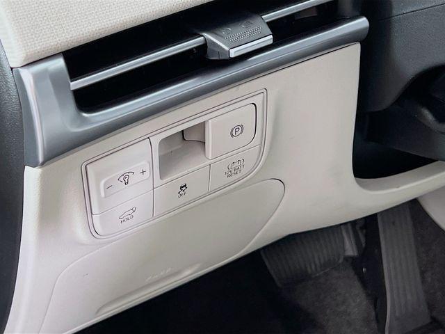 Photo of 2025 Amazon Gray Hyundai TUCSON Hybrid