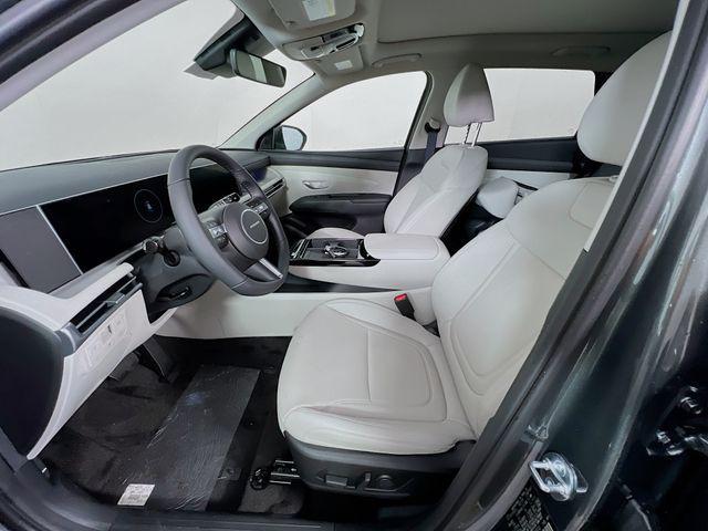 Photo of 2025 Amazon Gray Hyundai TUCSON Hybrid