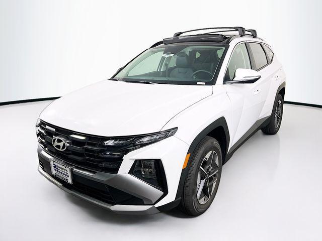 Photo of 2025 Creamy White Pearl Hyundai TUCSON Hybrid