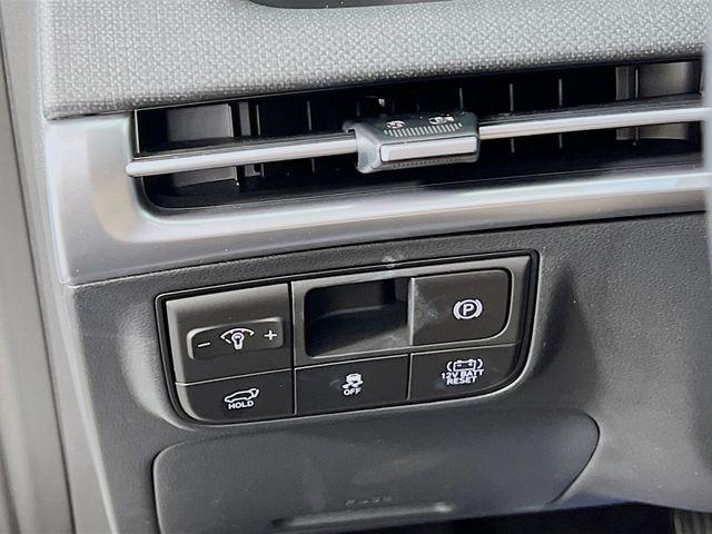 Photo of 2025 Creamy White Pearl Hyundai TUCSON Hybrid