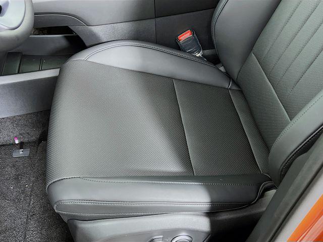Photo of 2025 Terracotta Orange Hyundai SANTA FE