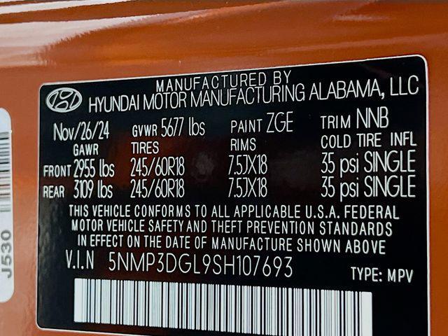 Photo of 2025 Terracotta Orange Hyundai SANTA FE