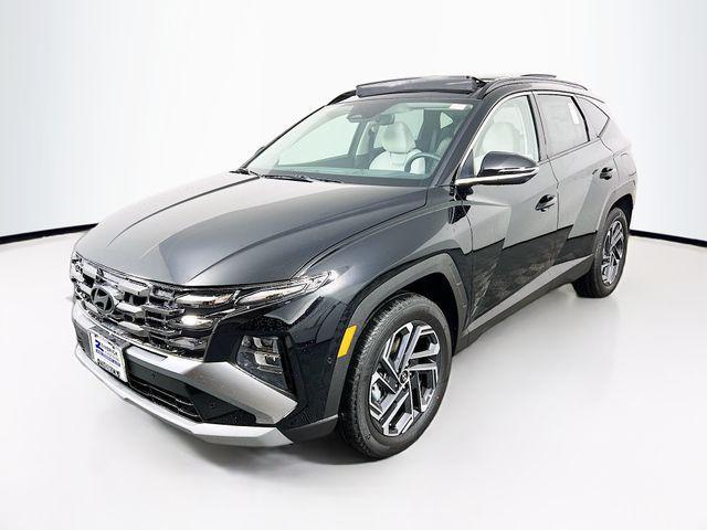 Photo of 2025 Ash Black Hyundai TUCSON Hybrid
