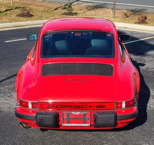 Photo of 1986 Red Porsche 911