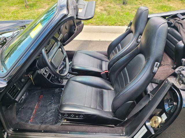 Photo of 1988 Black Porsche 911
