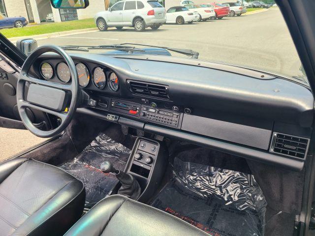 Photo of 1988 Black Porsche 911