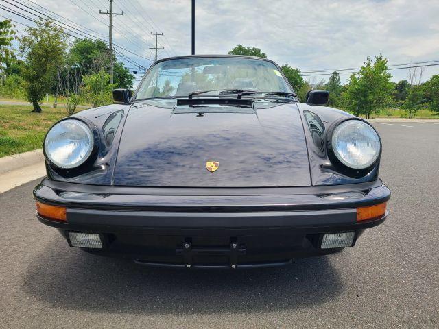 Photo of 1988 Black Porsche 911