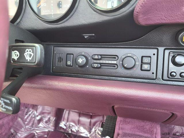 Photo of 1994 Silver Porsche 911