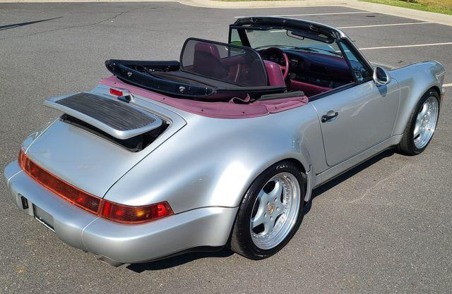 Photo of 1994 Silver Porsche 911