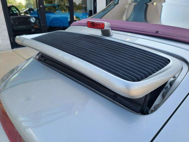 Photo of 1994 Silver Porsche 911