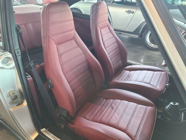 Photo of 1982 Silver Porsche 911