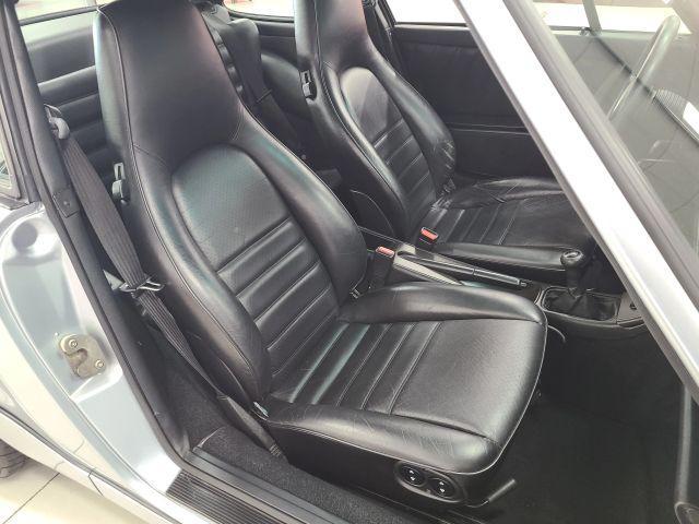 Photo of 1991 Silver Porsche 911