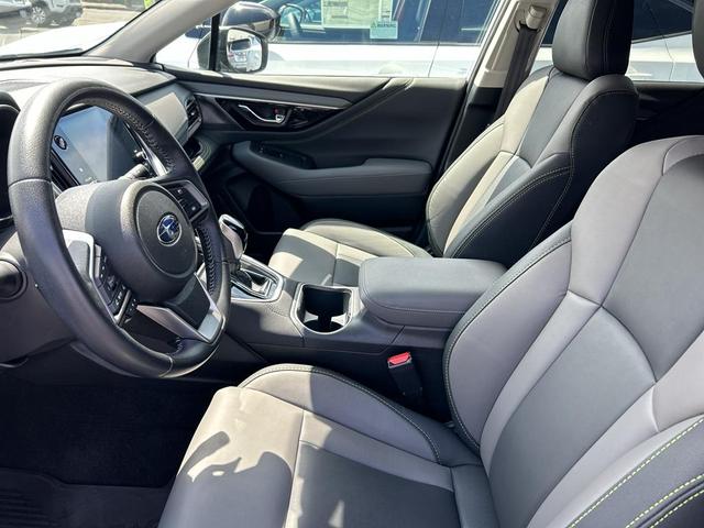 Photo of 2023 Crystal White Pearl Subaru Outback