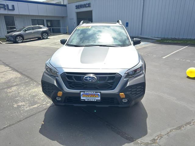 Photo of 2025 Ice Silver Metallic Subaru Outback