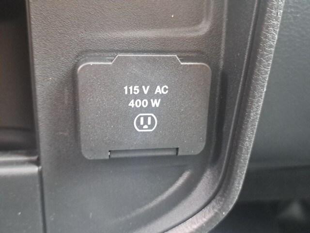 Photo of 2025 Bright White RAM 2500