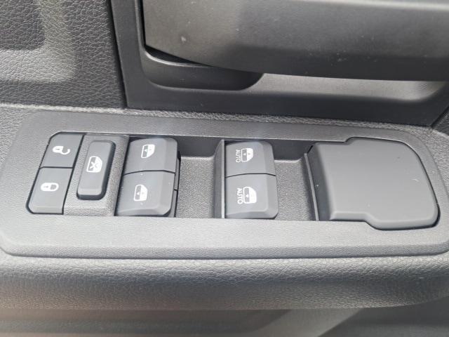 Photo of 2025 Bright White RAM 2500