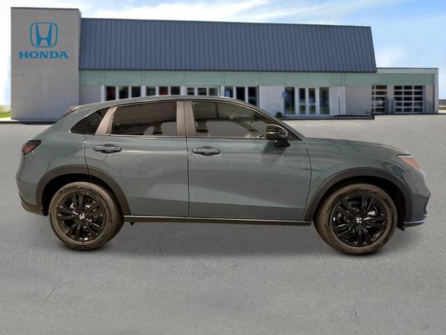 Photo of 2026 Nordic Forest Pearl Honda HR-V