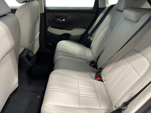 Photo of 2026 Solar Silver Metallic Honda HR-V