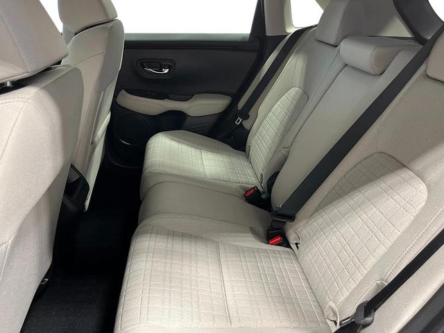 Photo of 2026 Platinum White Pearl Honda HR-V