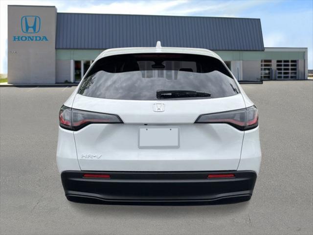 Photo of 2026 Platinum White Pearl Honda HR-V