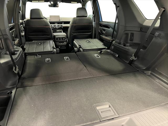 Photo of 2025 Radiant Red Metallic II Honda Pilot