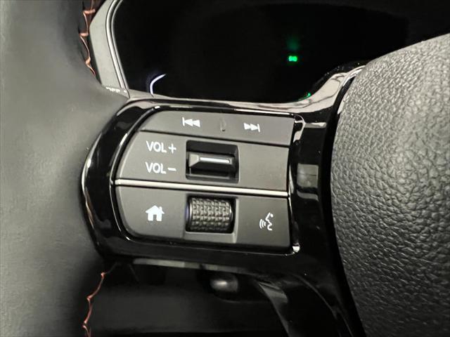 Photo of 2025 Radiant Red Metallic II Honda Pilot