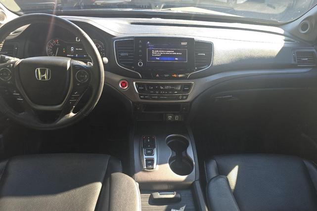 Photo of 2021 Crystal Black Pearl Honda Ridgeline