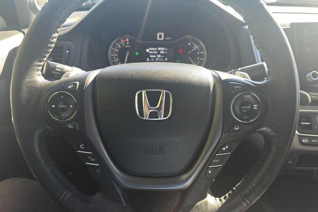 Photo of 2021 Crystal Black Pearl Honda Ridgeline