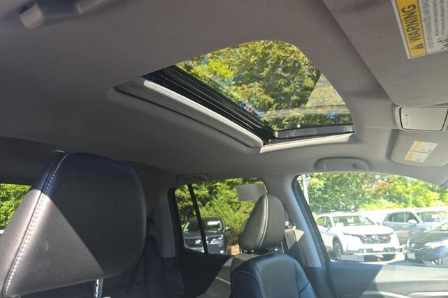 Photo of 2021 Crystal Black Pearl Honda Ridgeline
