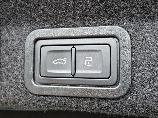 Photo of 2022 Black Metallic Audi S6