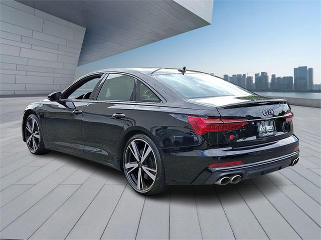 Photo of 2022 Black Metallic Audi S6